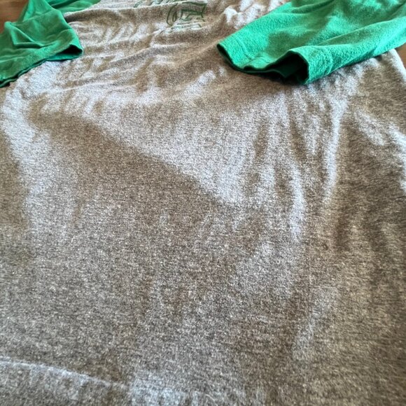 St Louis Cardinals‎ Large Womens Light Gray T-shirt Green Half Sleeves Lettering - Picture 5 of 7